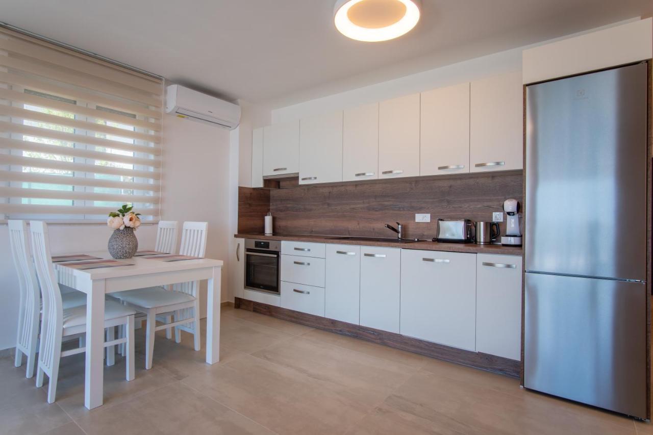 Apartments Mandre II Exterior photo